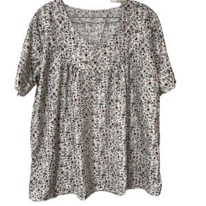 NWOT: Women’s floral Vneck blouse cream with red flowers size 1XL P2P- 2…